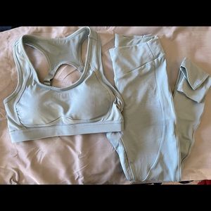 GYMSHARK SET SIZE MEDIUM